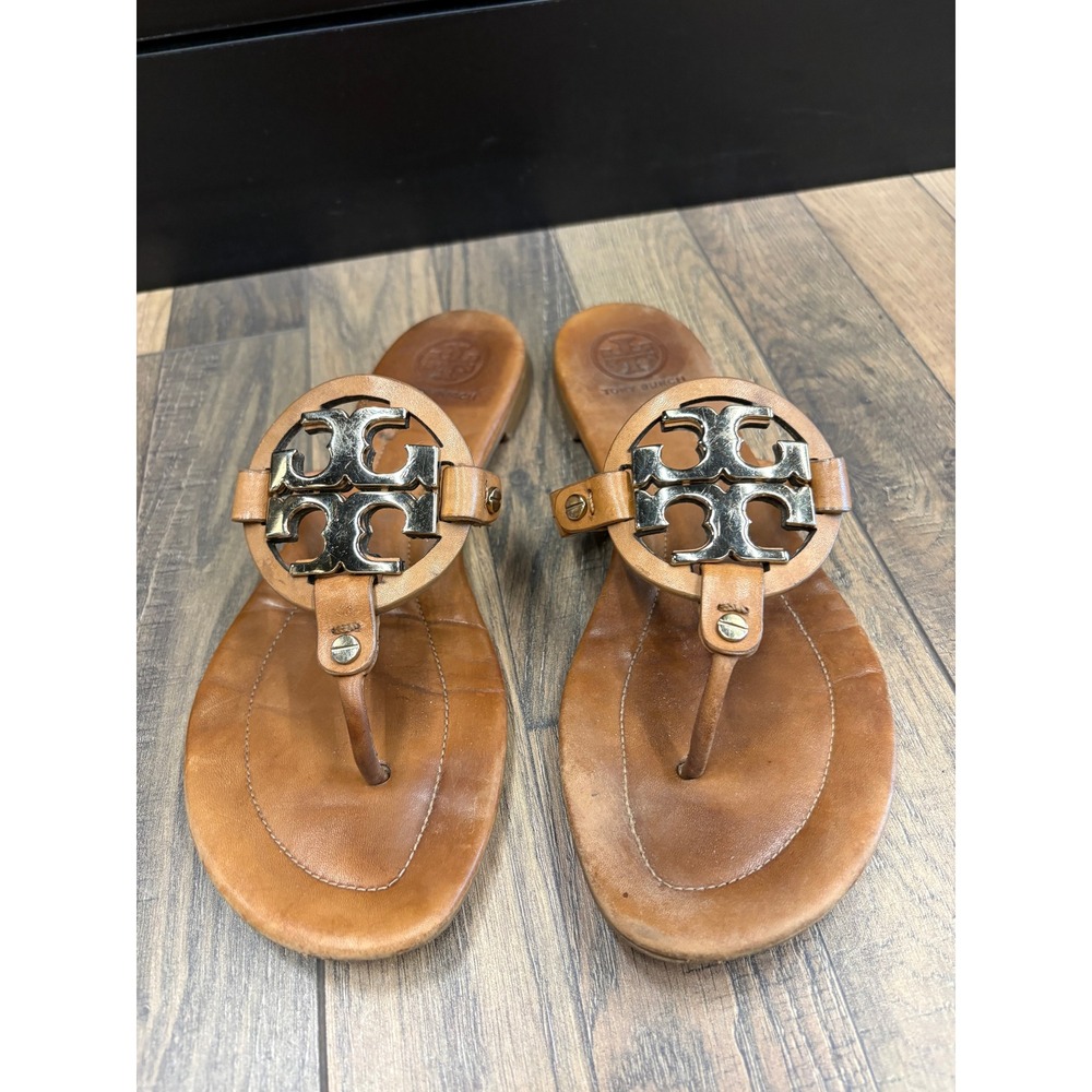 Tory Burch Miller Leather Thong Sandals Tan Gold Logo Medallion Size 9.5